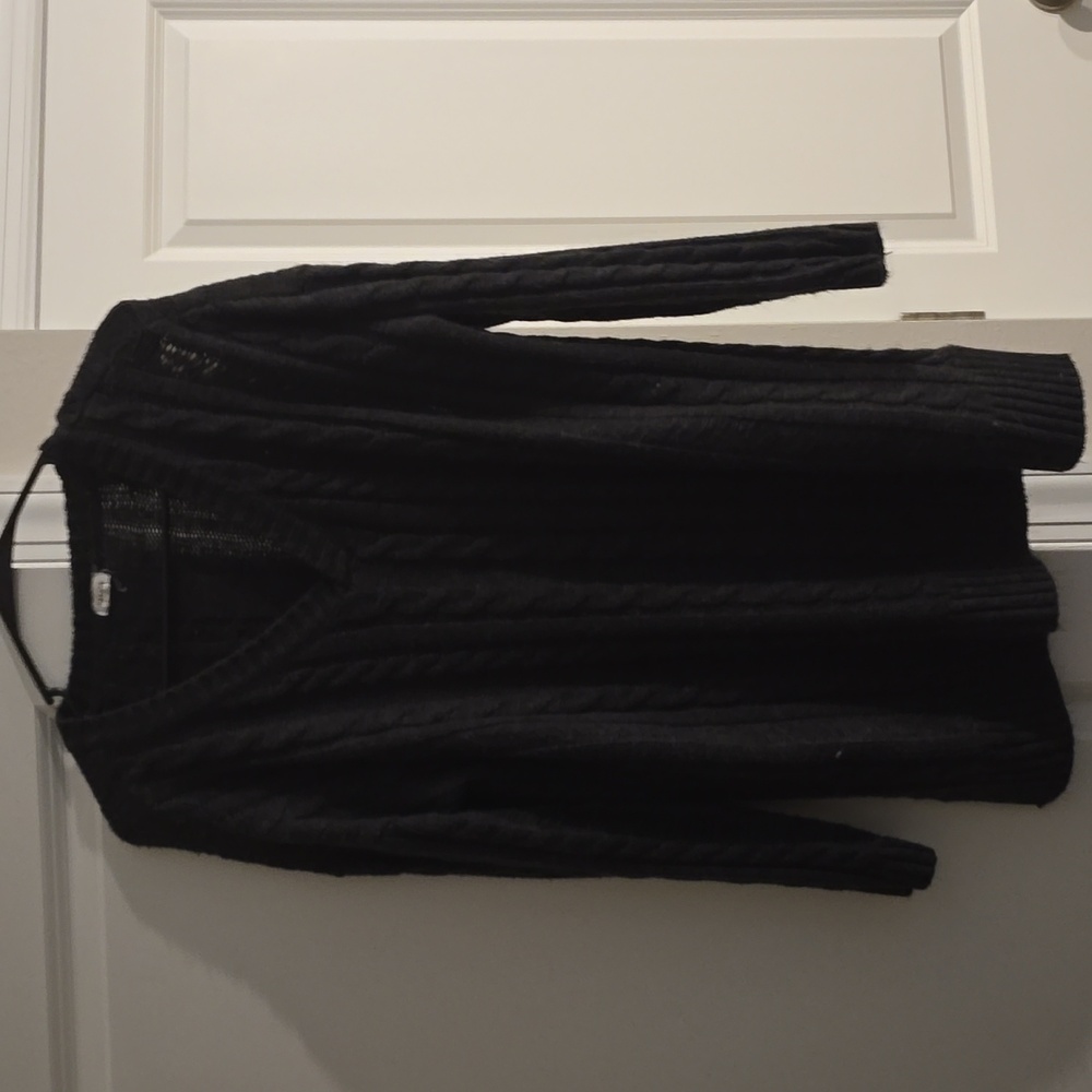 Garage Women's Black V-Neck Sweater
